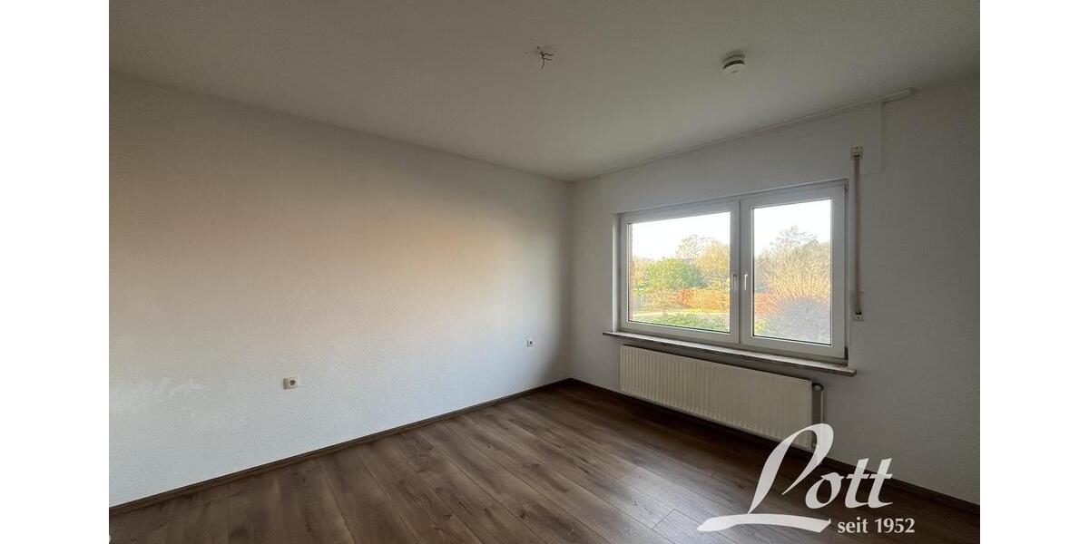 Dachgeschoßwohnung Apen - 2 Zimmer, 70 m&sup2;, 650&euro; | Angebot:23385990