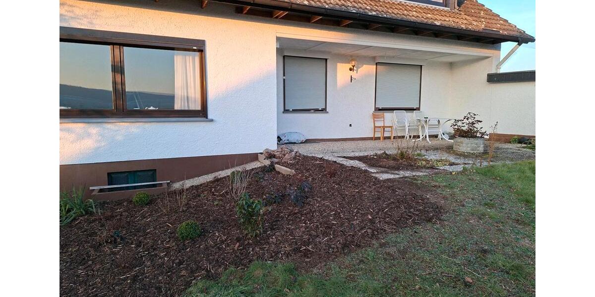 Einfamilienhaus Einbeck - 8 Zimmer, 200 m&sup2;, 1.300&euro; | Angebot:25044962