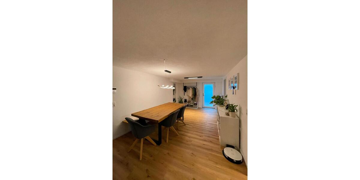 Neue Einliegerwohnung 2 12 Zimmer verfügbar ab Januar 2.5 zimmer