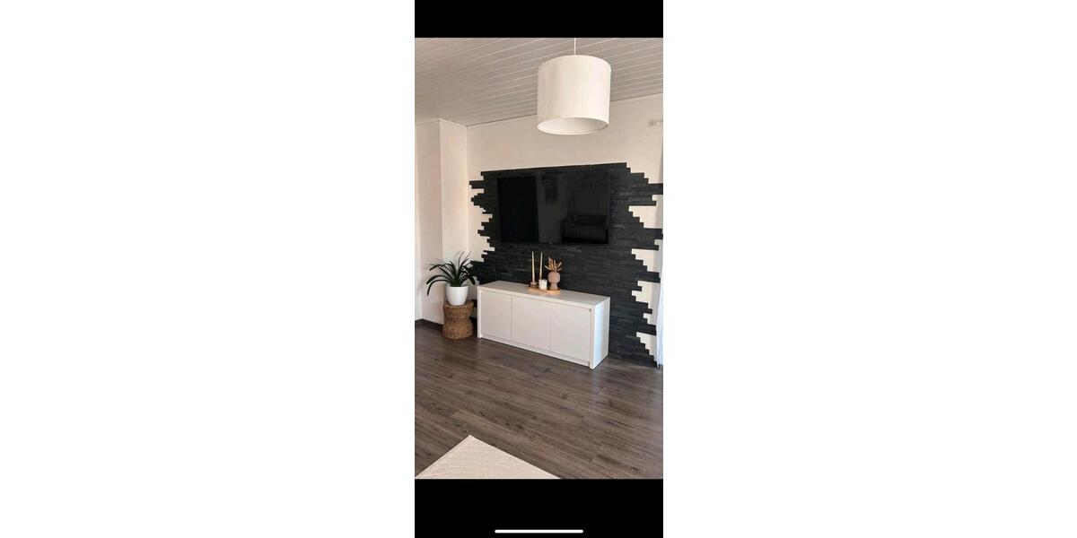 Dachgeschoßwohnung Wächtersbach - 3 Zimmer, 73 m&sup2;, 905&euro; | Angebot:26071977