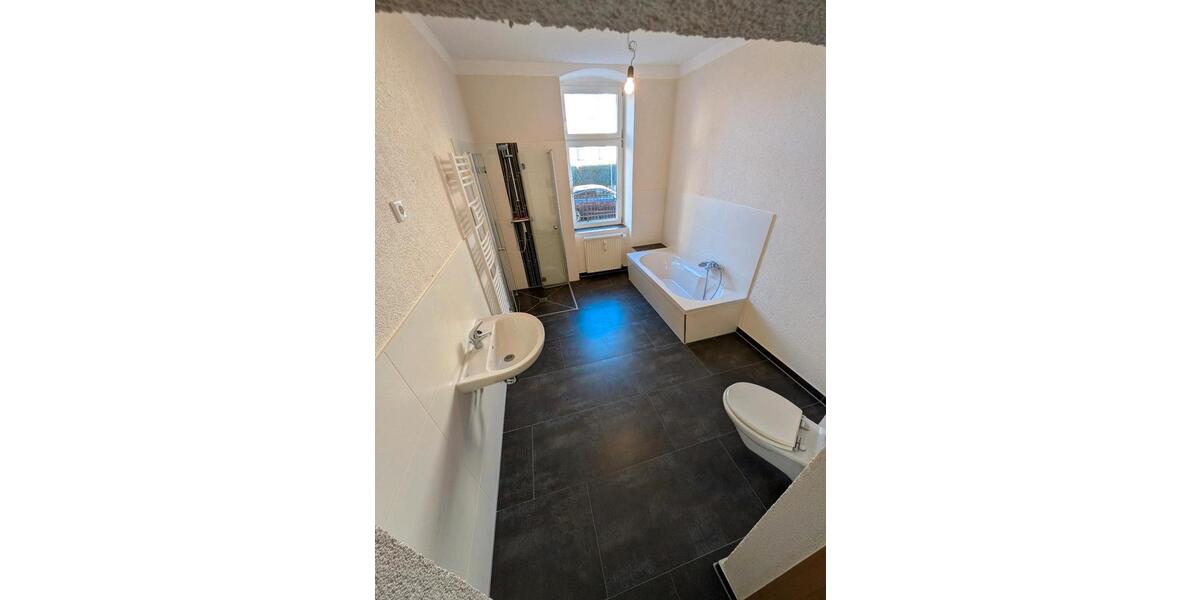 Erdgeschoßwohnung Chemnitz Altchemnitz - 3.5 Zimmer, 94 m&sup2;, 720&euro; | Angebot:26704619