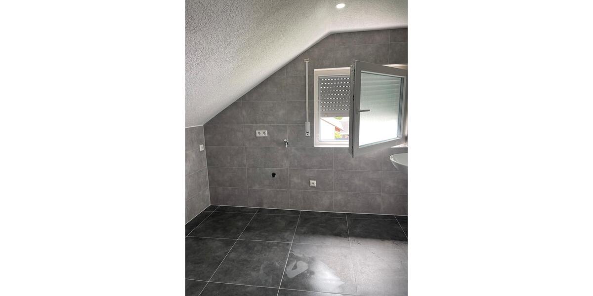 Dachgeschoßwohnung Nordheim - 3 Zimmer, 80 m&sup2;, 1.000&euro; | Angebot:26702482
