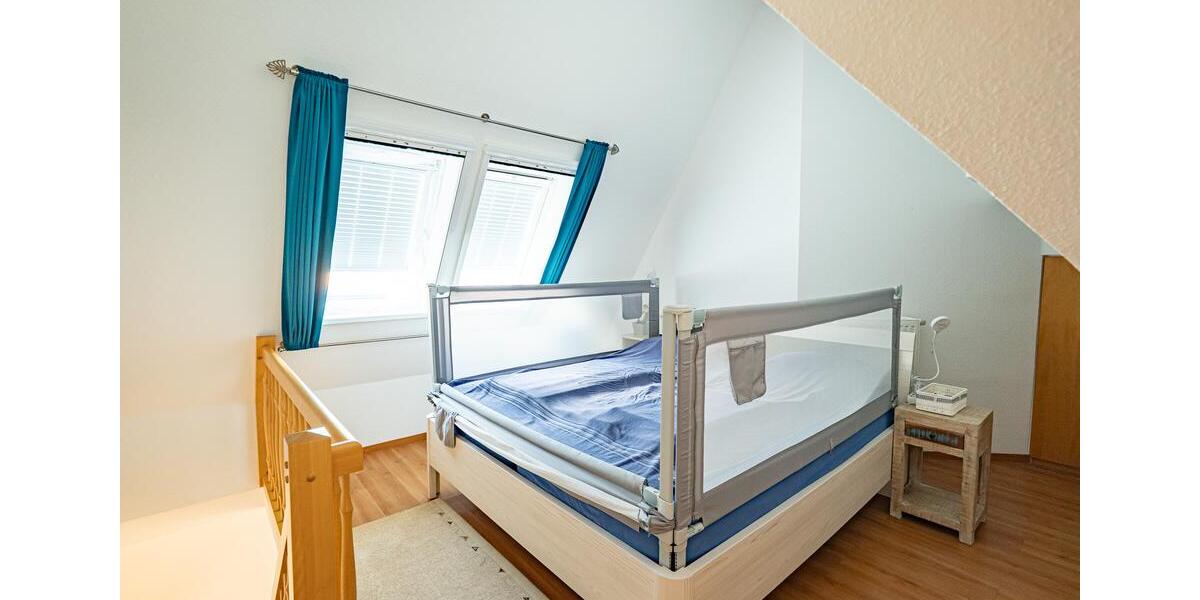 Zentral wohnen über mehrere Ebenen! Zwei Balkone und viel Platz! 4 zimmer