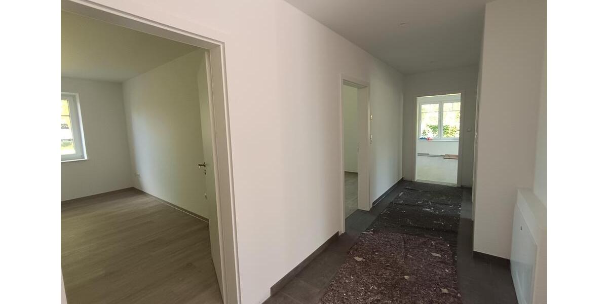 Doppelhaushälfte Zetel - 6 Zimmer, 200 m&sup2;, 1.500&euro; | Angebot:26533162