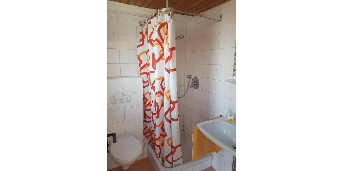 Wohnen auf Zeit Plochingen - 4 Zimmer, 83 m&sup2;, 25&euro; | Angebot:20860352