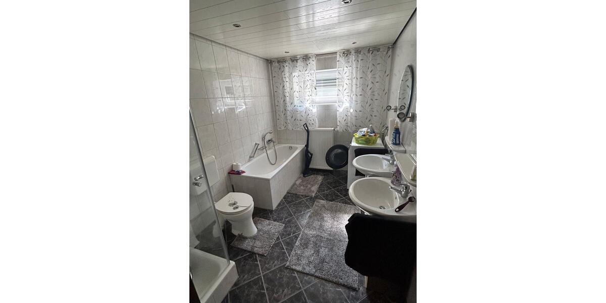Erdgeschoßwohnung Freudenberg - 645&euro; | Angebot:26494687