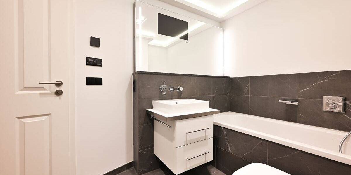 Etagenwohnung Leipzig Altlindenau - 4 Zimmer, 81 m&sup2;, 1.140&euro; | Angebot:26723832