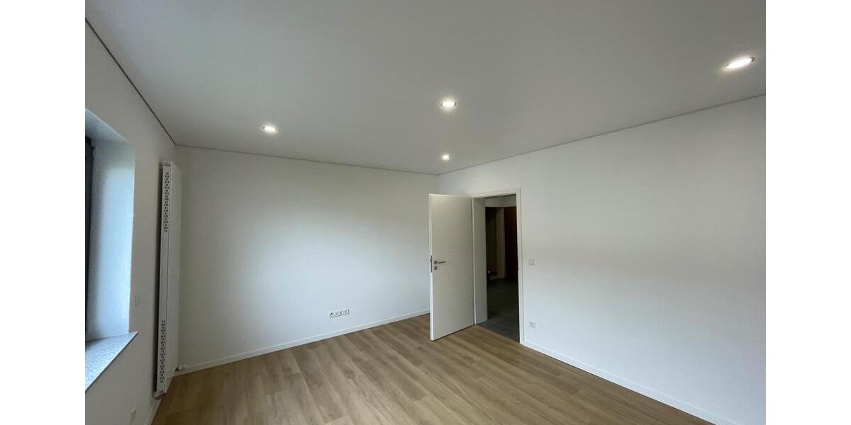 Etagenwohnung Pirmasens Niedersimten - 3 Zimmer, 90 m&sup2;, 820&euro; | Angebot:26566101
