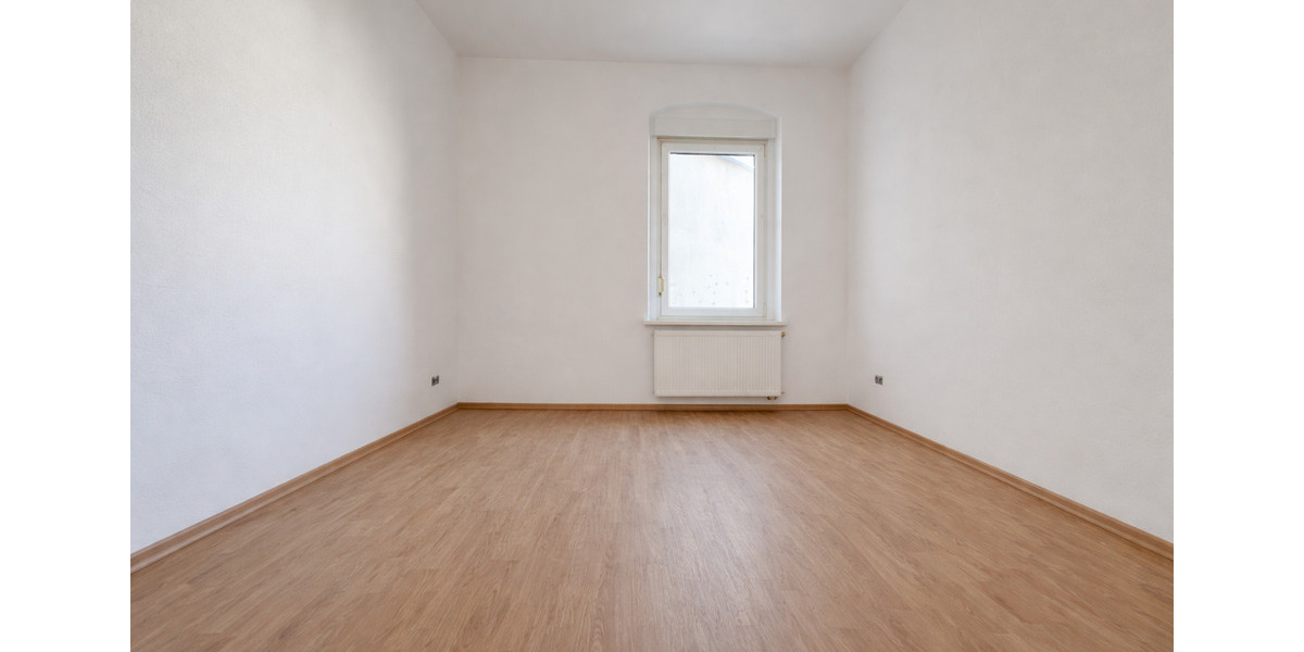 Etagenwohnung Zittau - 4 Zimmer, 76 m&sup2;, 450&euro; | Angebot:25871100