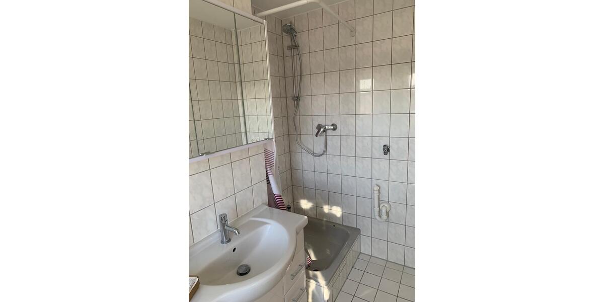 Dachgeschoßwohnung Vaihingen an der Enz - 2 Zimmer, 73 m&sup2;, 990&euro; | Angebot:24801961