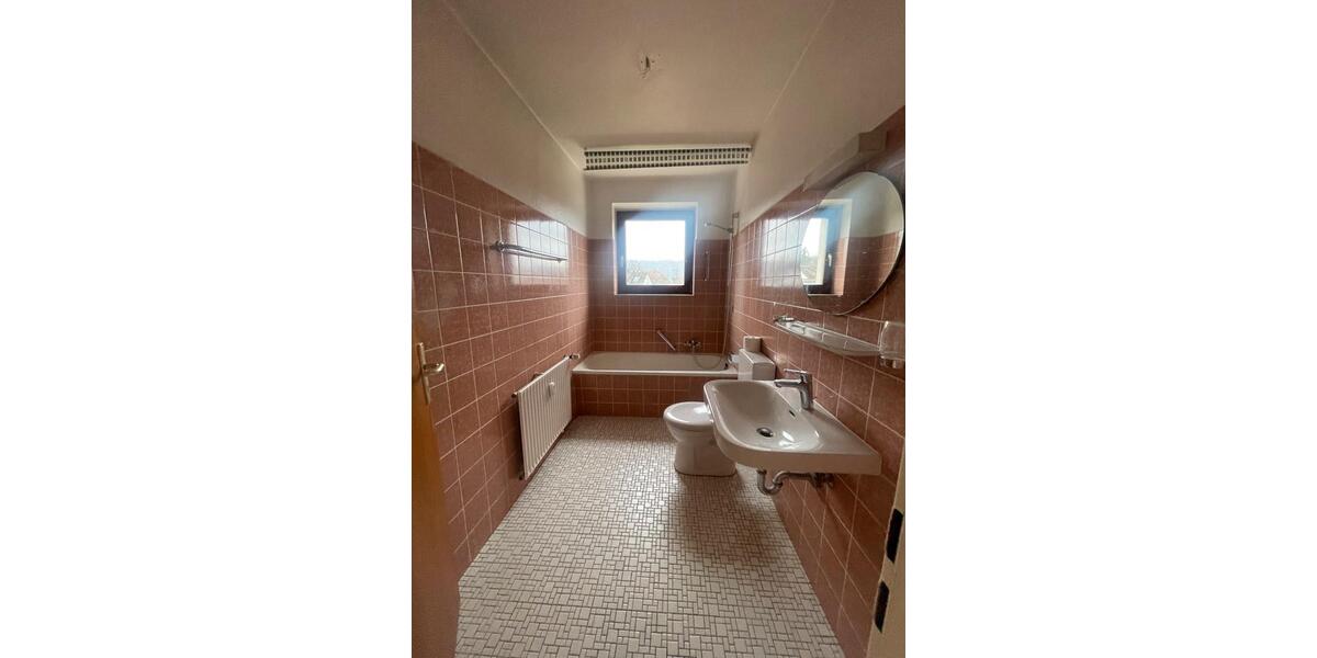 Etagenwohnung Bad Pyrmont - 2 Zimmer, 53 m&sup2;, 700&euro; | Angebot:24640434