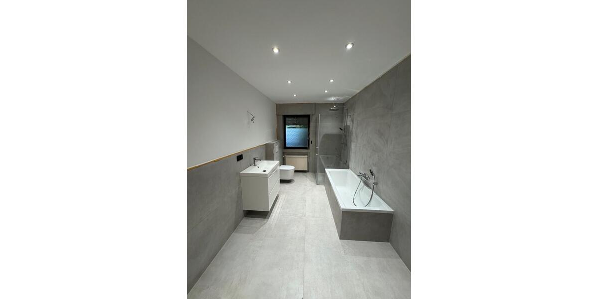 Erdgeschoßwohnung Kreuztal - 2 Zimmer, 95 m&sup2;, 900&euro; | Angebot:26691964