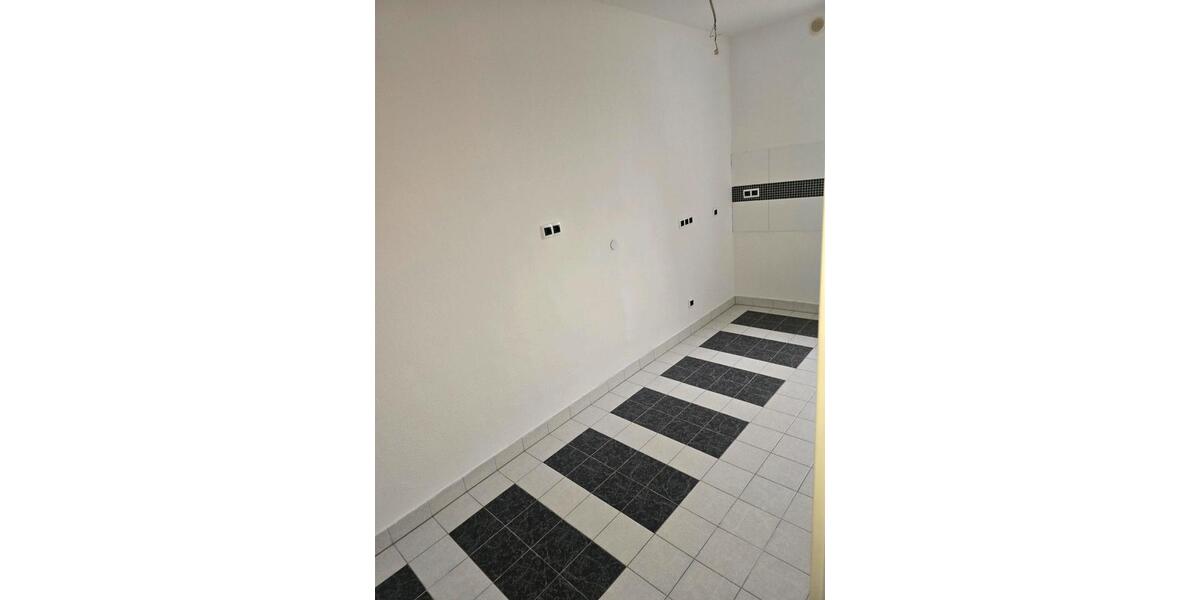 Etagenwohnung Essen Huttrop - 4 Zimmer, 85 m&sup2;, 880&euro; | Angebot:24737596