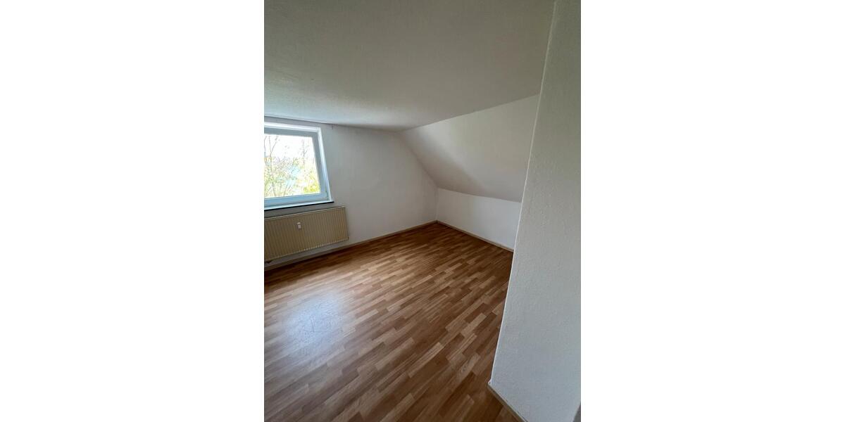 Dachgeschoßwohnung Spalt - 3 Zimmer, 75 m&sup2;, 460&euro; | Angebot:26232107
