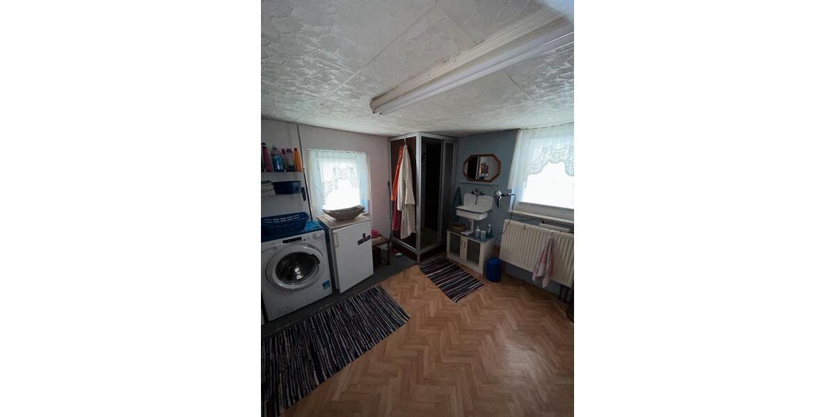 Einfamilienhaus Albstadt Gemarkung Onstmettingen - 5 Zimmer, 180 m&sup2;, 1.600&euro; | Angebot:26526993