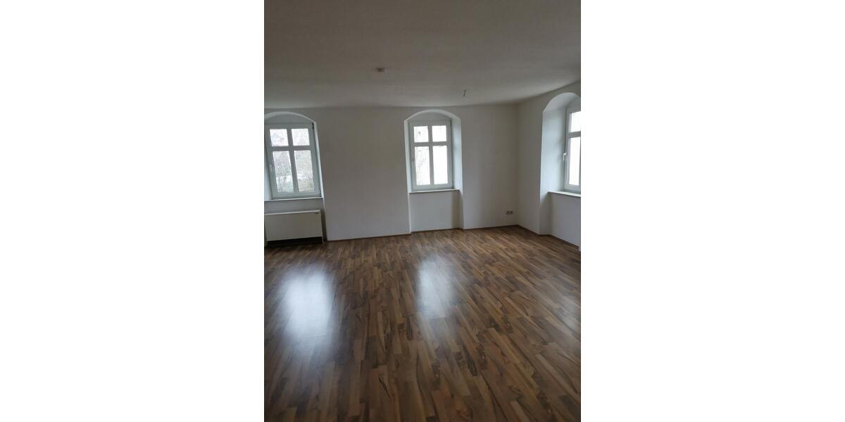 Etagenwohnung Bischofswerda - 2 Zimmer, 70 m&sup2;, 410&euro; | Angebot:25586934