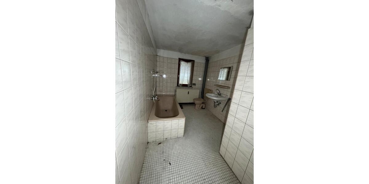 Mehrfamilienhaus, Wohnhaus Harz (LK Goslar) Bergstadt Altenau-Schulenberg i.O. - 18 Zimmer, 555 m&sup2;, 666&euro; | Angebot:22037152