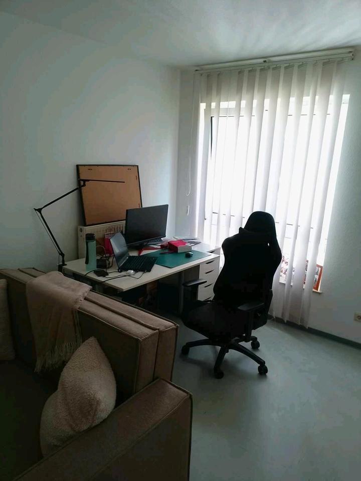 Erstbezug in frisch renoviertes 30qm App. in KL-Innenstadt