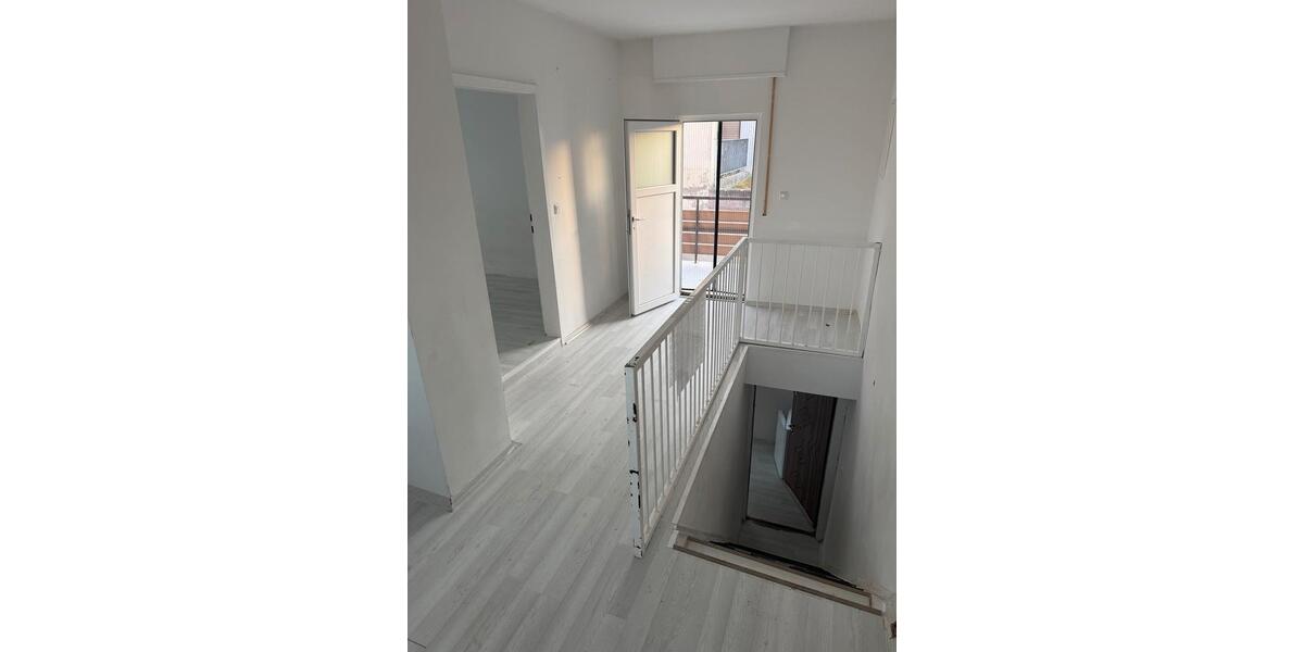 Etagenwohnung Schifferstadt - 2.5 Zimmer, 72 m&sup2;, 900&euro; | Angebot:26679760