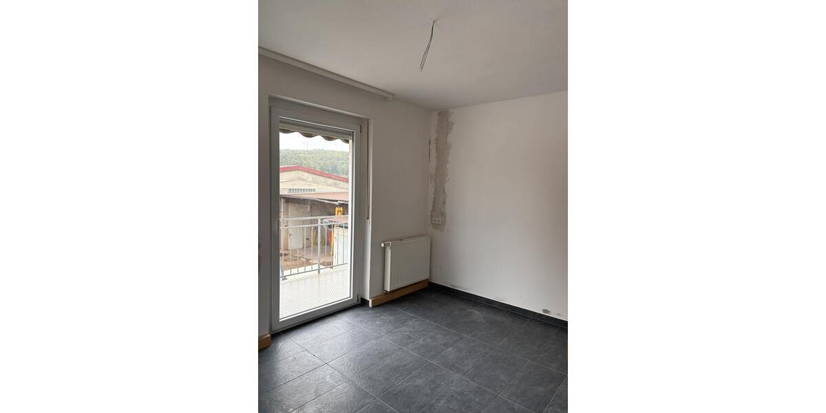 Etagenwohnung Erlenbach am Main - 3 Zimmer, 74 m&sup2;, 650&euro; | Angebot:23813531