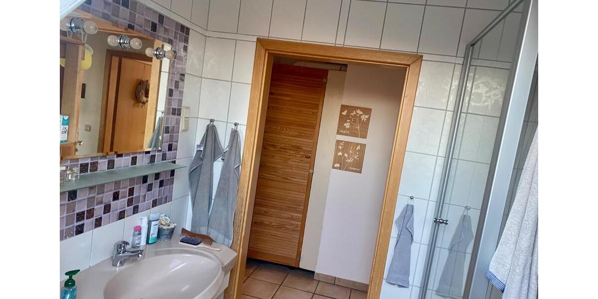 Dachgeschoßwohnung Göttingen Elliehausen / Esebeck - 5 Zimmer, 150 m&sup2;, 1.200&euro; | Angebot:26230545