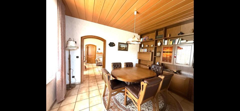 Bungalow Roetgen - 6 Zimmer, 150 m&sup2;, 1.480&euro; | Angebot:24433165