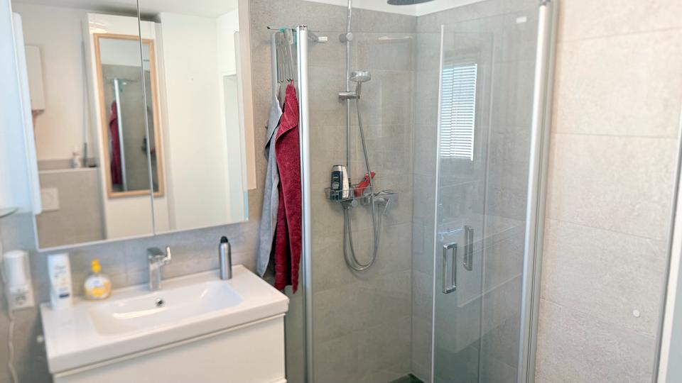 Wohnen auf Zeit Koblenz Bubenheim - 3 Zimmer, 86 m&sup2;, 1.300&euro; | Angebot:26627837