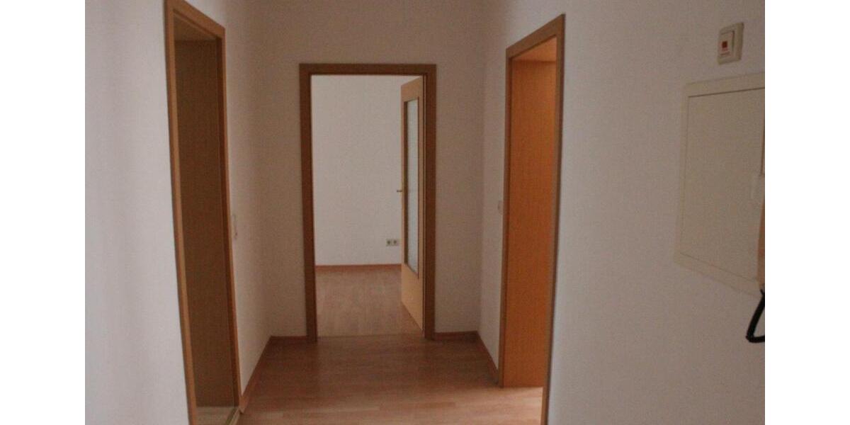 Etagenwohnung Köthen (Anhalt) - 3 Zimmer, 85 m&sup2;, 425&euro; | Angebot:23793125