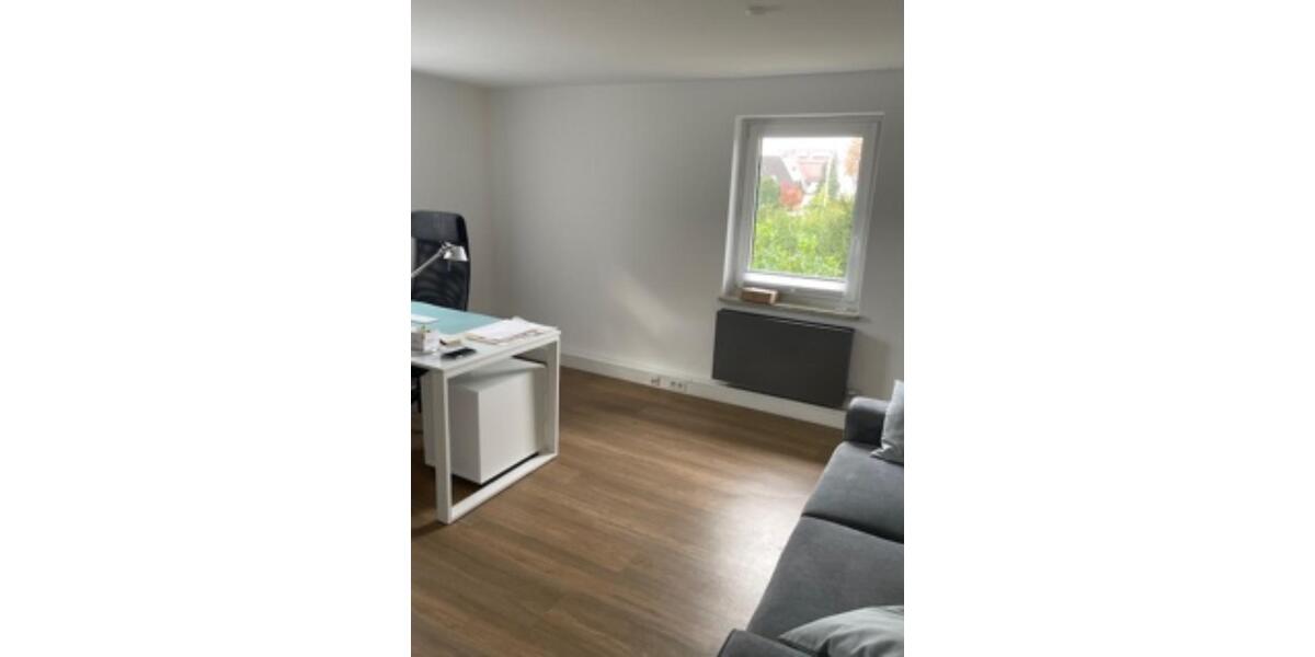 Einfamilienhaus Schwülper - 8 Zimmer, 230 m&sup2;, 2.000&euro; | Angebot:26364965