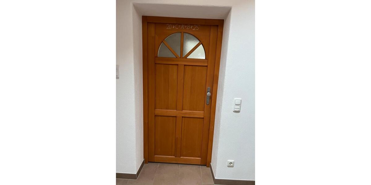 Etagenwohnung Haag in Oberbayern - 2.5 Zimmer, 84 m&sup2;, 810&euro; | Angebot:24860786