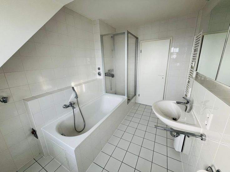 Gewerbeobjekt Oberasbach Altenberg - 4 Zimmer, 118 m&sup2;, 1.350&euro; | Angebot:24990228