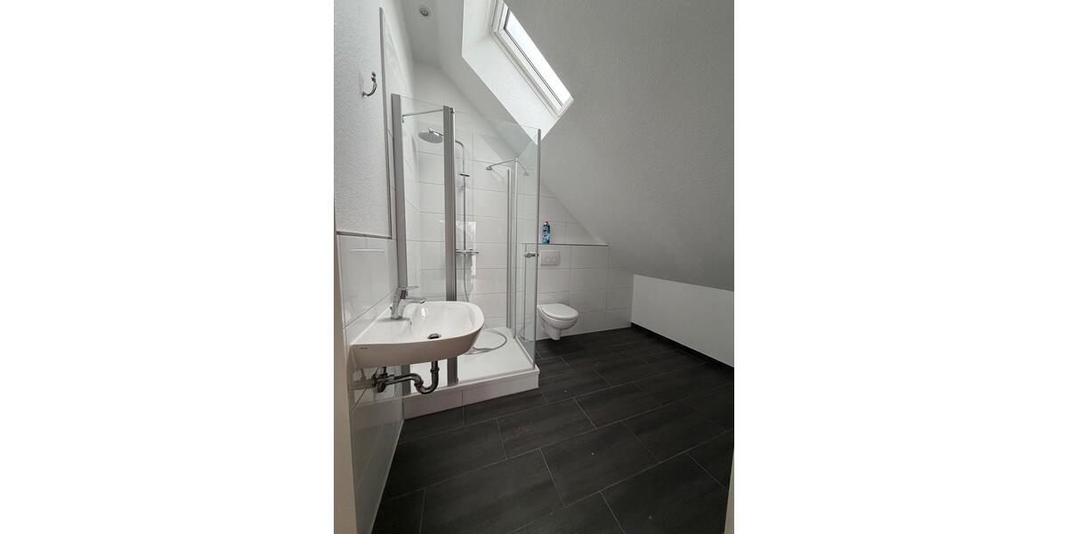 Dachgeschoßwohnung Schwülper - 1 Zimmer, 45 m&sup2;, 550&euro; | Angebot:25102931