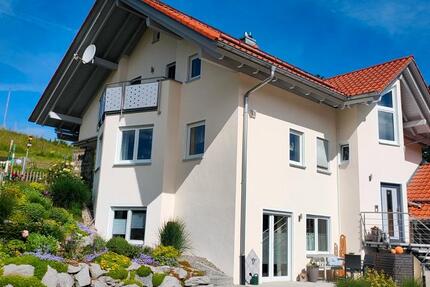 Wohnen auf Zeit Ochsenhausen - 2.5 Zimmer, 54 m&sup2;, 75&euro; | Angebot:26326647