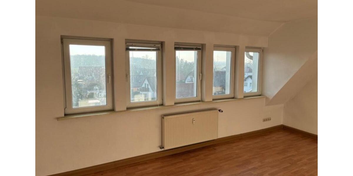 Dachgeschoßwohnung Lucka - 2 Zimmer, 67 m&sup2;, 420&euro; | Angebot:25539489