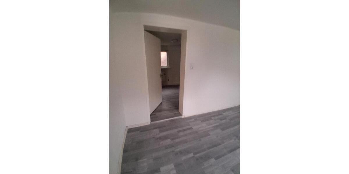 Erdgeschoßwohnung Balingen - 3 Zimmer, 85 m&sup2;, 950&euro; | Angebot:26150475