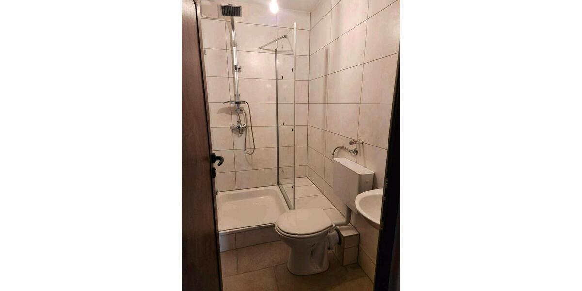 Erdgeschoßwohnung Friedberg (Hessen) - 3 Zimmer, 75 m&sup2;, 1.250&euro; | Angebot:26594329