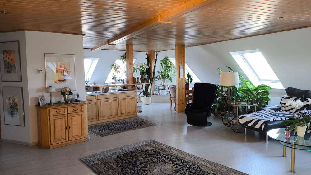 Etagenwohnung Witten - 2 Zimmer, 90 m&sup2;, 774&euro; | Angebot:26092402