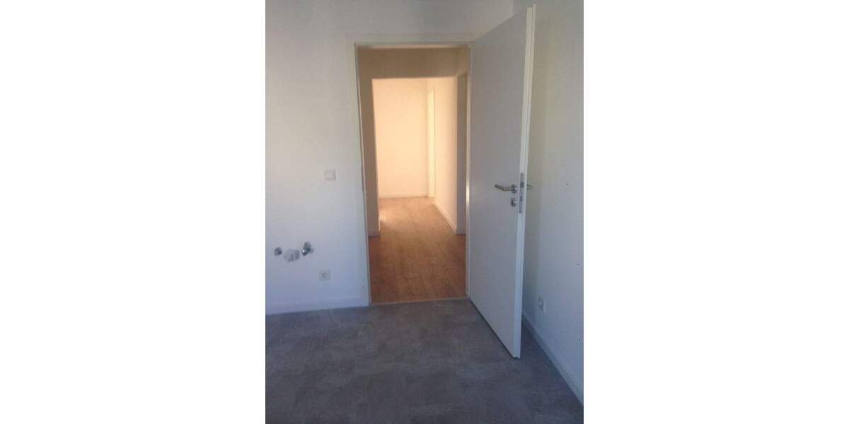 Etagenwohnung Köln Sürth - 3 Zimmer, 94 m&sup2;, 1.250&euro; | Angebot:26712509