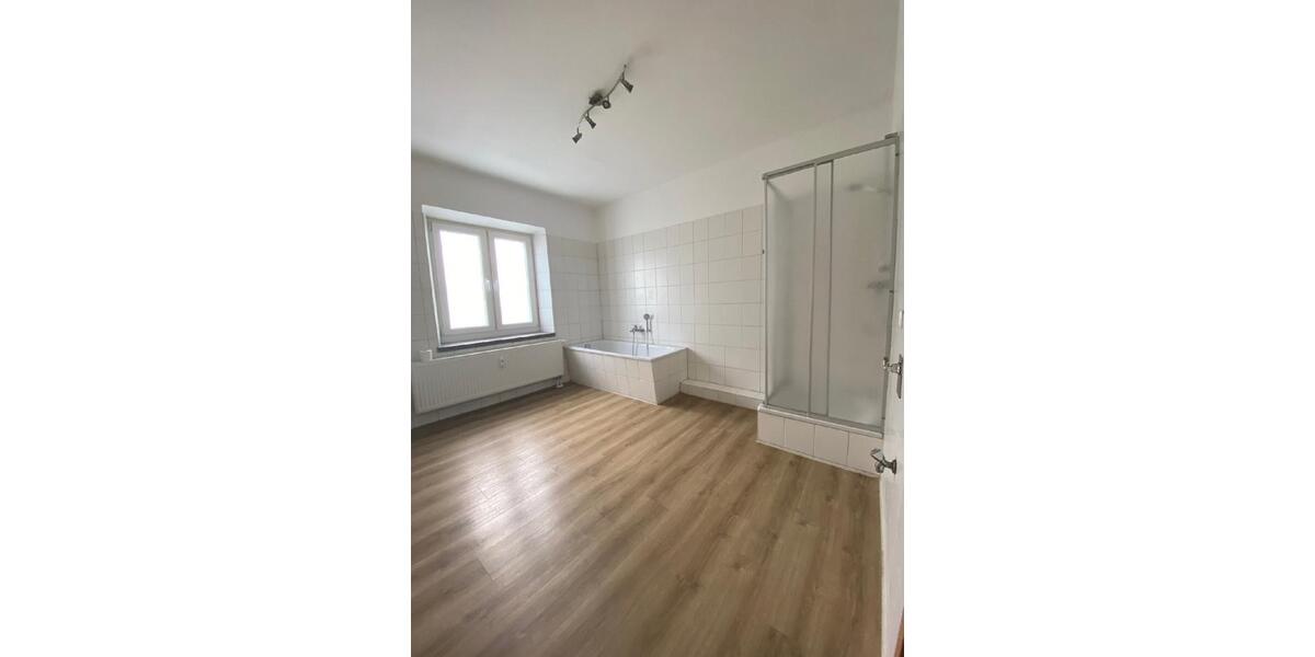 Etagenwohnung Haldensleben - 3 Zimmer, 88 m&sup2;, 750&euro; | Angebot:23510528