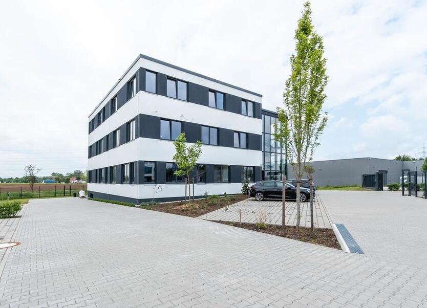 Moderne Bürofläche im Gewerbegebiet Großmehring