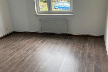 Gepflegte 3-Zimmer_Erdgeschosswohnung mit eigenem Gartenteil zimmer