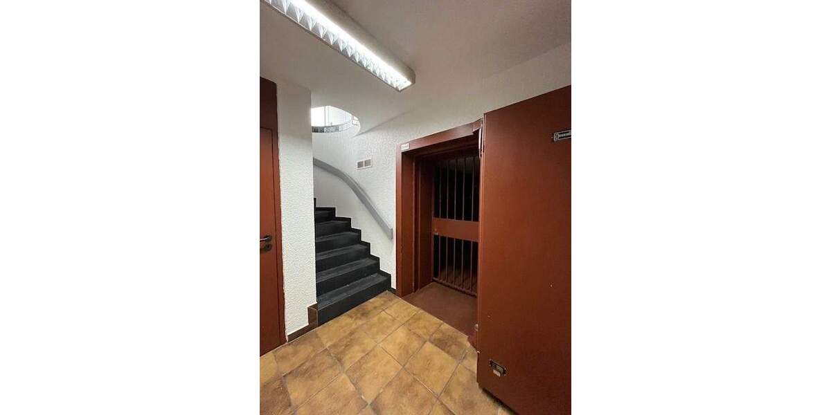 Gewerbeobjekt Ulm Einsingen - 1 Zimmer, 358 m&sup2;, 3.340&euro; | Angebot:24035095