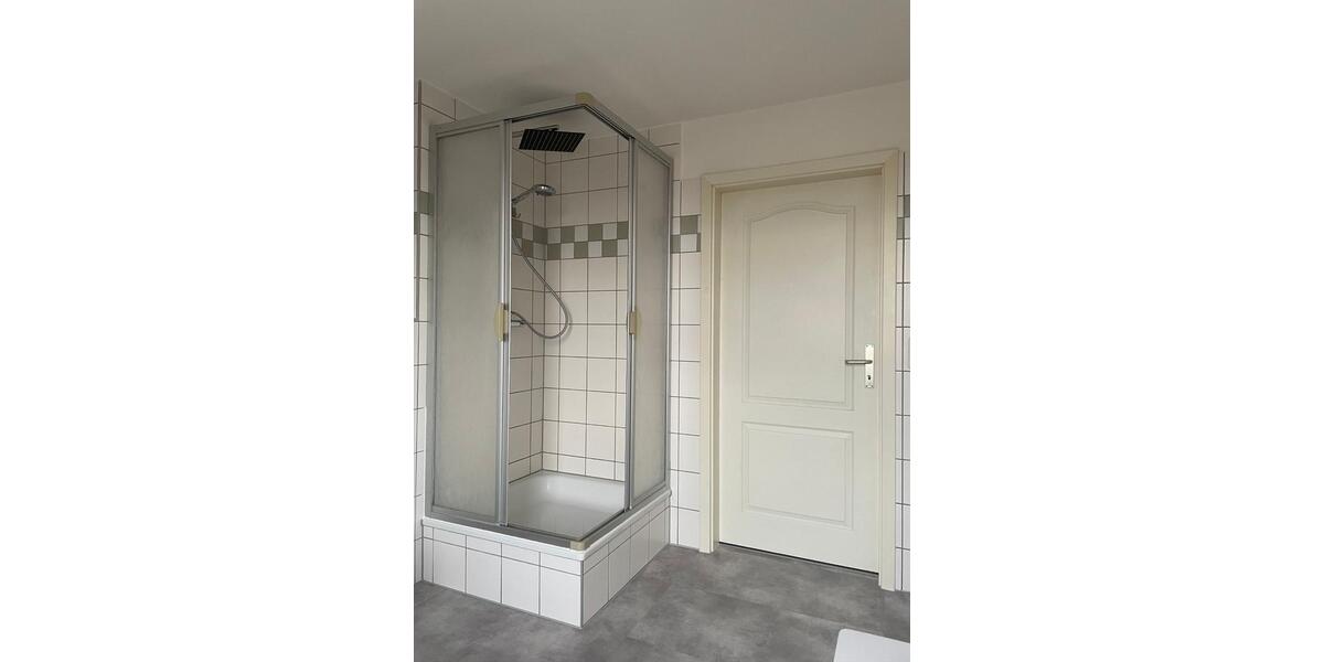Dachgeschoßwohnung Weimar - 2 Zimmer, 76 m&sup2;, 798&euro; | Angebot:26496282
