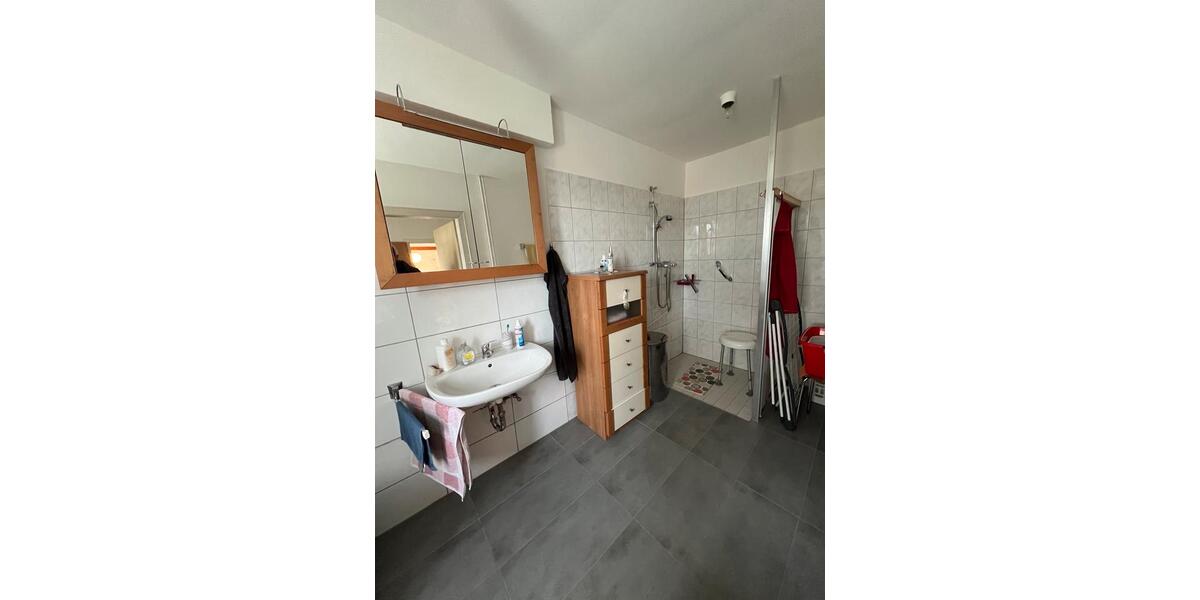 Erdgeschoßwohnung Dahlem - 6 Zimmer, 133 m&sup2;, 1.100&euro; | Angebot:24973720