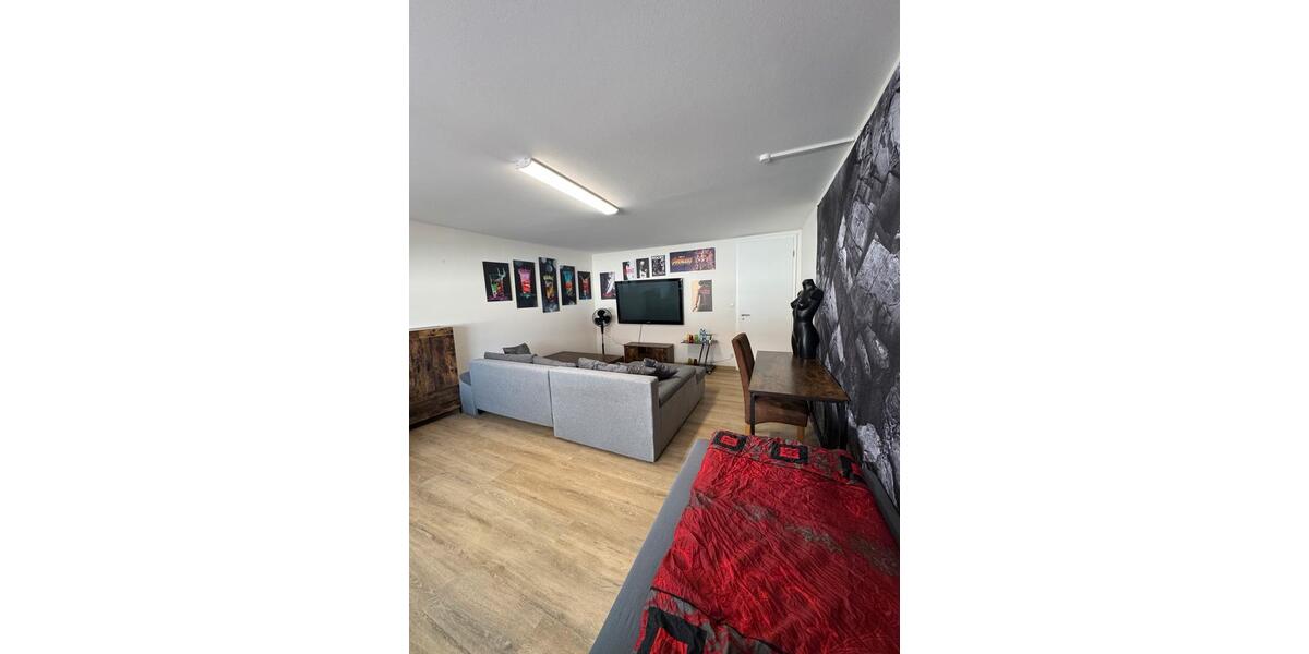 Wohnen auf Zeit Lingen (Ems) Damaschke - 5 Zimmer, 200 m&sup2;, 20&euro; | Angebot:16832197
