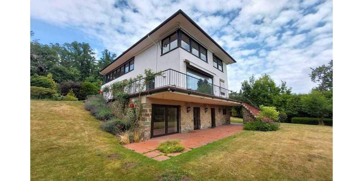 Einfamilienhaus Wetzlar - 6 Zimmer, 292 m&sup2;, 1.900&euro; | Angebot:26944107
