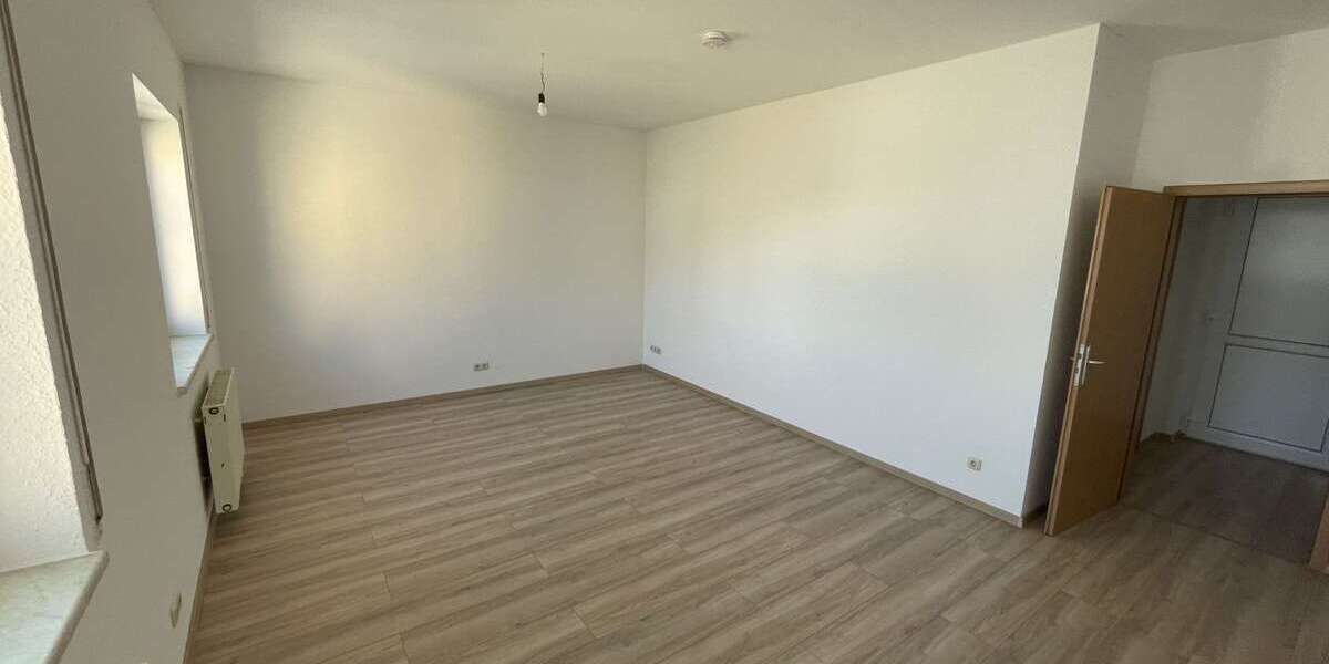 Etagenwohnung Bad Lobenstein Lobenstein - 2 Zimmer, 36 m&sup2;, 272&euro; | Angebot:26786429