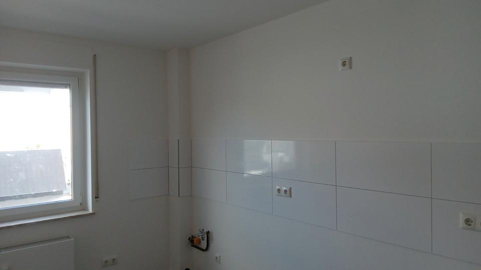 Etagenwohnung Hofheim am Taunus - 3 Zimmer, 93 m&sup2;, 1.200&euro; | Angebot:26015737