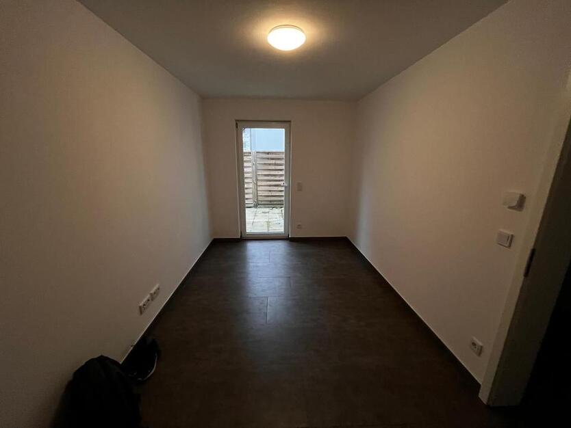 Mädels-Wg 1 Zimmer zimmer