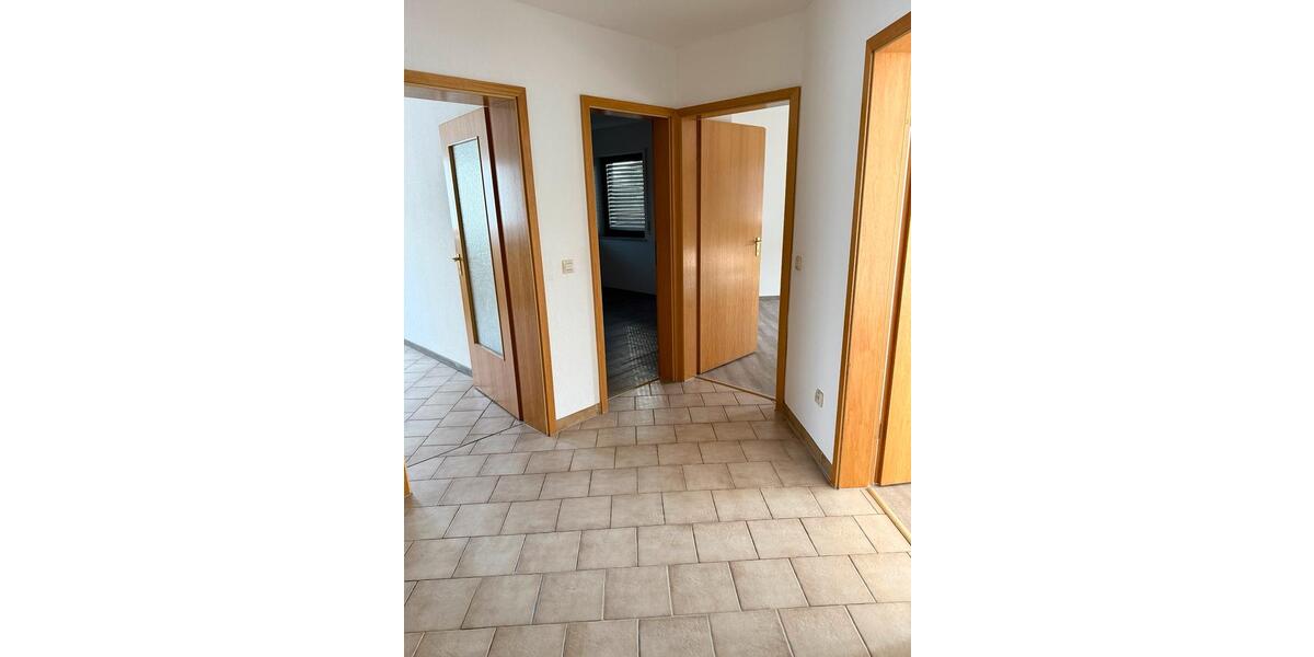 Erdgeschoßwohnung Geisingen - 2.5 Zimmer, 85 m&sup2;, 860&euro; | Angebot:26256460